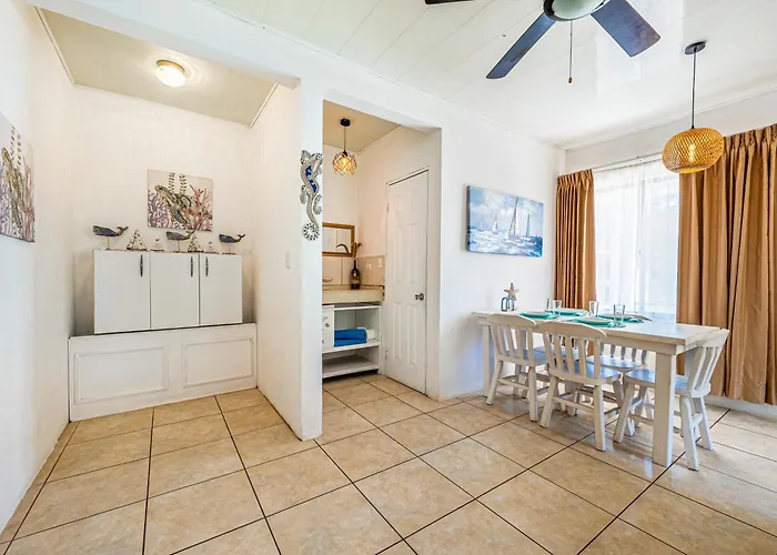 Apartamento Playas Del Coco W/ Pool: Walk To Beach! *